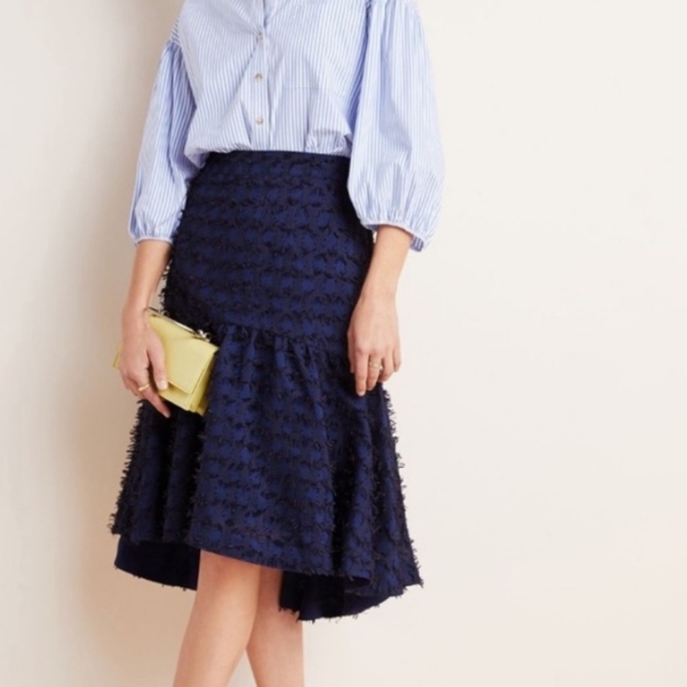 Anthropologie, Maeve, pull on, hi-low navy skirt. Size M